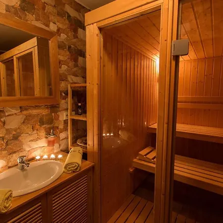 Ana Lorena *