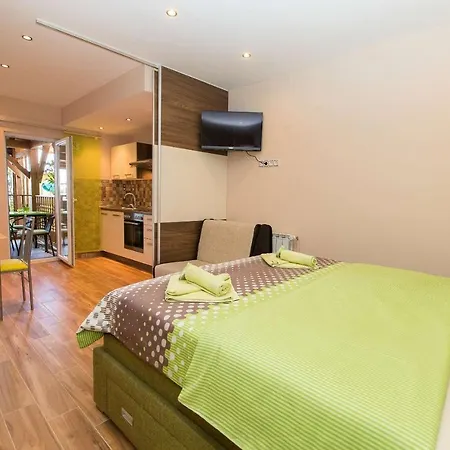 Ana Lorena * Crikvenica