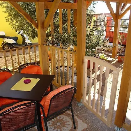 Ana Lorena Crikvenica