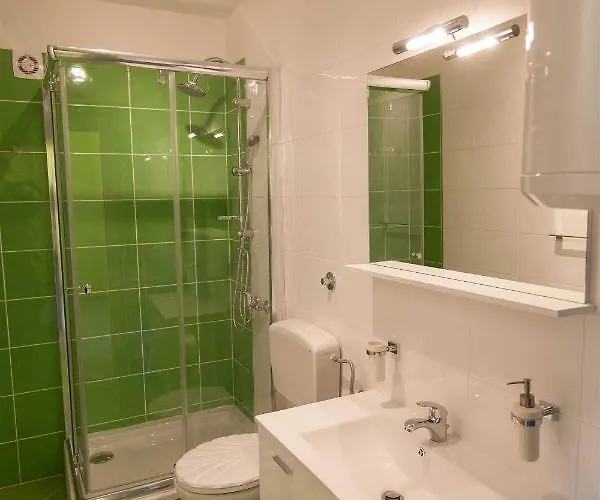 Ana Lorena Apartmán *