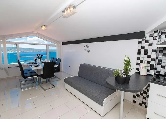 Ana Lorena Apartmán *