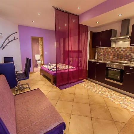 Ana Lorena Crikvenica