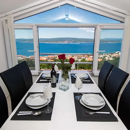 Ana Lorena Crikvenica