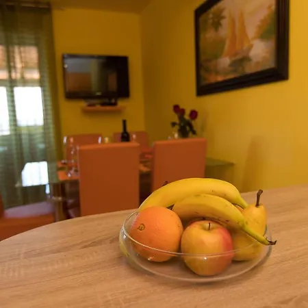 Apartment Ana Lorena *