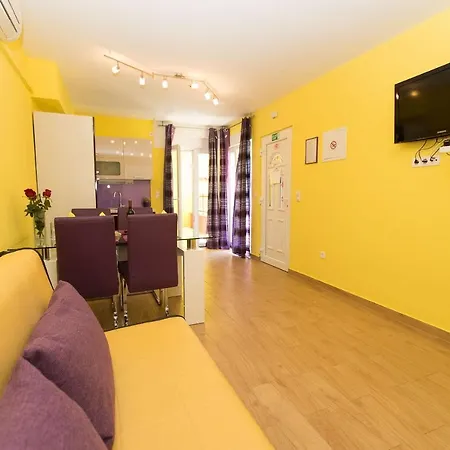 Ana Lorena Appartement *