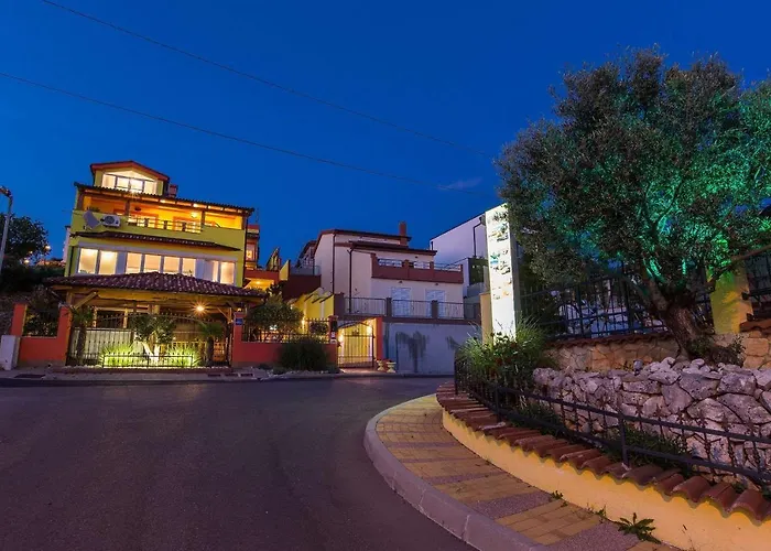 Ana Lorena Appartement *